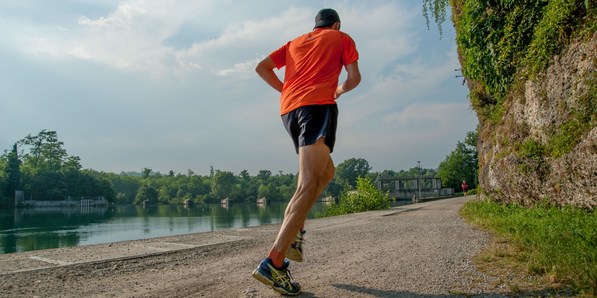 Qual a relação entre a prática da corrida e as doenças da coluna vertebral? 