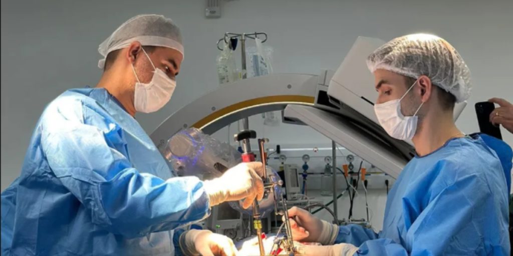 Cirurgia na coluna: entenda como a medicina moderna transformou a recuperação